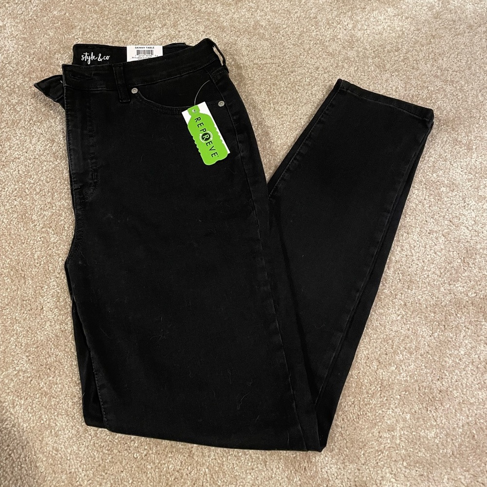 Black high-rise skinny ankle jeans